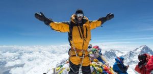 Mount_Everest_Summit_11