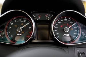 audi-r8-black-v10-interior-wallpaper-4